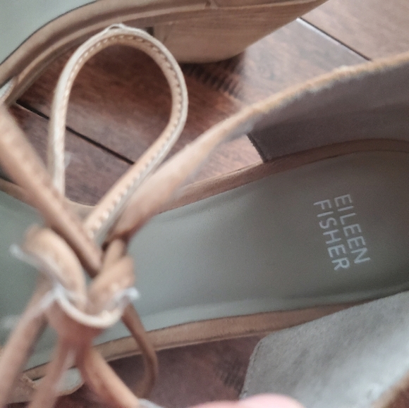 Eileen Fisher Tan Heeled Sandals Chunky 2 Inch High Suade - Picture 2 of 3